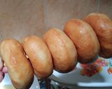 Foto langkah ke 5 dari resep Donat empuk.