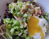 Foto del paso 2 de la receta: Ensalada🥗 de manzana🍏, uvas🍇, durazno🍑 y lechuga crespa morada🥙🥬