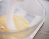 Christmas Strawberry and White Chocolate Mousse CakeRecipe video recipe step 3 photo