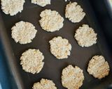 Foto del paso 2 de la receta: Galletitas de avena crocantes