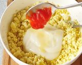 Foto langkah ke 3 dari resep Risol Egg Mayo.