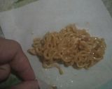 Foto langkah ke 3 dari resep Lumpia Mie Goreng.