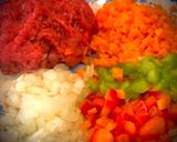 A picture of step 1 of Ground Beef Stew with Vegetables.