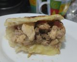Foto del paso 10 de la receta: Arepa🥯rellena de pollo🍗 hawaiano🍍y queso🫓🧅🧀