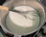 Une image de l'étape 2 de Crème à la vanille de Madagascar.