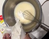 A picture of step 1 of Dorayaki.