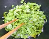 Hình bước làm 2 của món Sốt Kem Rau Chua (Lá Chút Chít)