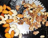 ওয়ালনাট রাবড়ি জিলাপি (Walnuts Rabri Jalebi recipe in Bengali) রেসিপি ধাপ - 2 ছবি