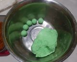 Foto langkah ke 3 dari resep Klepon lembut tanpa kapur sirih.