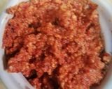 A picture of step 2 of Tamil style fried eggs.