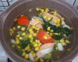 Foto langkah ke 5 dari resep Sup Tulang Ikan Salmon.