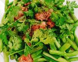 Hình bước làm 3 của món Đậu tây xào thịt bằm