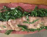 Foto del paso 2 de la receta: Solomillo de cerdo relleno al horno en colchón de cebolla