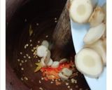รูปขั้นตอนการทำที่ 3 ของ JJ.6 หมกหน่อไม้ใส่หมูสามชั้น🌿🌶️🧄🫚🍄🟫🐖
