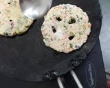 A picture of step 3 of Masala rice paratha.