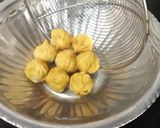 A picture of step 6 of Mango Cheese Fried Modak.