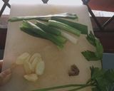 Foto langkah ke 3 dari resep Soto Ayam Kampung dengan Koya.