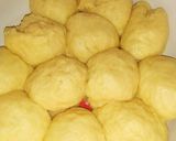 Foto langkah ke 3 dari resep Roti Krim Kopi Teflon ala Rumahan.