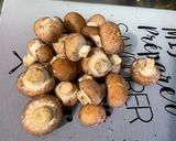 Une image de l'étape 16 de Poulet caramélisé au gingembre, champignons et carottes.
