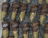 صورة لخطوة 8 من وصفة كورني محشي بكريمة البندق والكابريس السائل