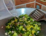 Foto langkah ke 4 dari resep Tongkol goreng cabe ijo.