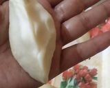 A picture of step 2 of Mong dal kachori.
