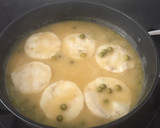 Foto del paso 3 de la receta: Medallones de merluza con guisantes