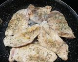 GM rozmaringos csirke pirított darával és meggyszósszal recept fázis 1 fotója