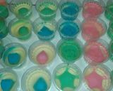 Foto langkah ke 5 dari resep Puding Kaca Lucu.