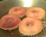 Foto langkah ke 4 dari resep Donat empuk menul tanpa kentang.