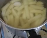 Foto langkah ke 2 dari resep Kentang goreng.