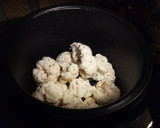 Foto del paso 1 de la receta: Crema de Coliflor al Vino Blanco con Crujiente de Serrano