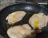 Foto del paso 3 de la receta: Lomo de cabeza de cerdo, con huevos rellenos, olla express
