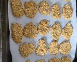Foto del paso 3 de la receta: Galletas de avena dos ingredientes
