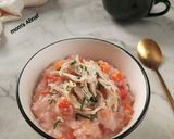 Foto langkah ke 4 dari resep Bubur ayam wortel rosella.