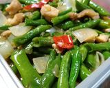 Foto langkah ke 4 dari resep Tumis Kacang Panjang (Bw.Bombay,Ayam)#ModalBumbuDasar #AntiRibet.