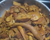 Foto del paso 1 de la receta: Hongos de Eucalipto en Escabeche