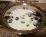Foto del paso 2 de la receta: Mermelada de ciruelas con nueces