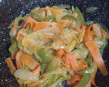 Foto del paso 1 de la receta: Empanada de pollo y verduras