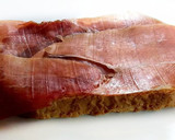 Foto del paso 2 de la receta: Tostadas con tumaca y jamón serrano
