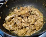 A picture of step 7 of Dahi chicken.