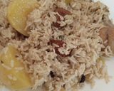 A picture of step 4 of Aloo chicken pulao.