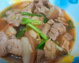 Hình bước làm 3 của món Thịt rang hành và cách trữ hành lá được lâu