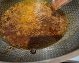 Foto langkah ke 2 dari resep Gulai Ayam & Telur Praktis.