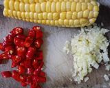 Foto langkah ke 1 dari resep Terong Tumis Jagung.