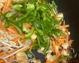A picture of step 5 of Malaysian style Mie goreng.