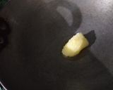 A picture of step 1 of Kachchi Haldi Ki Sabji.