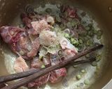 Hình bước làm 1 của món Thịt gà nấu măng