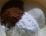 Foto langkah ke 1 dari resep Muffin Coklat Kukus.