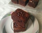 Foto langkah ke 7 dari resep Brownies shiny crust.